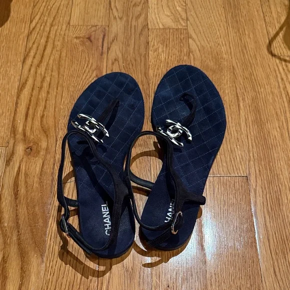 Chanel Black Sandals with Silver Logo - Picture 2 of 4